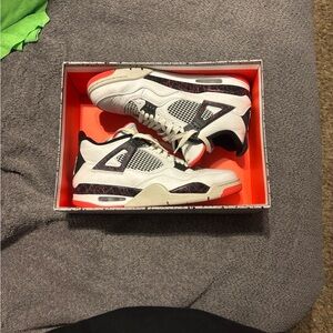 Jordan 4 Retro Flight Nostalgia